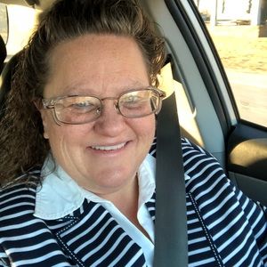 Meet your Posher, Labreeska